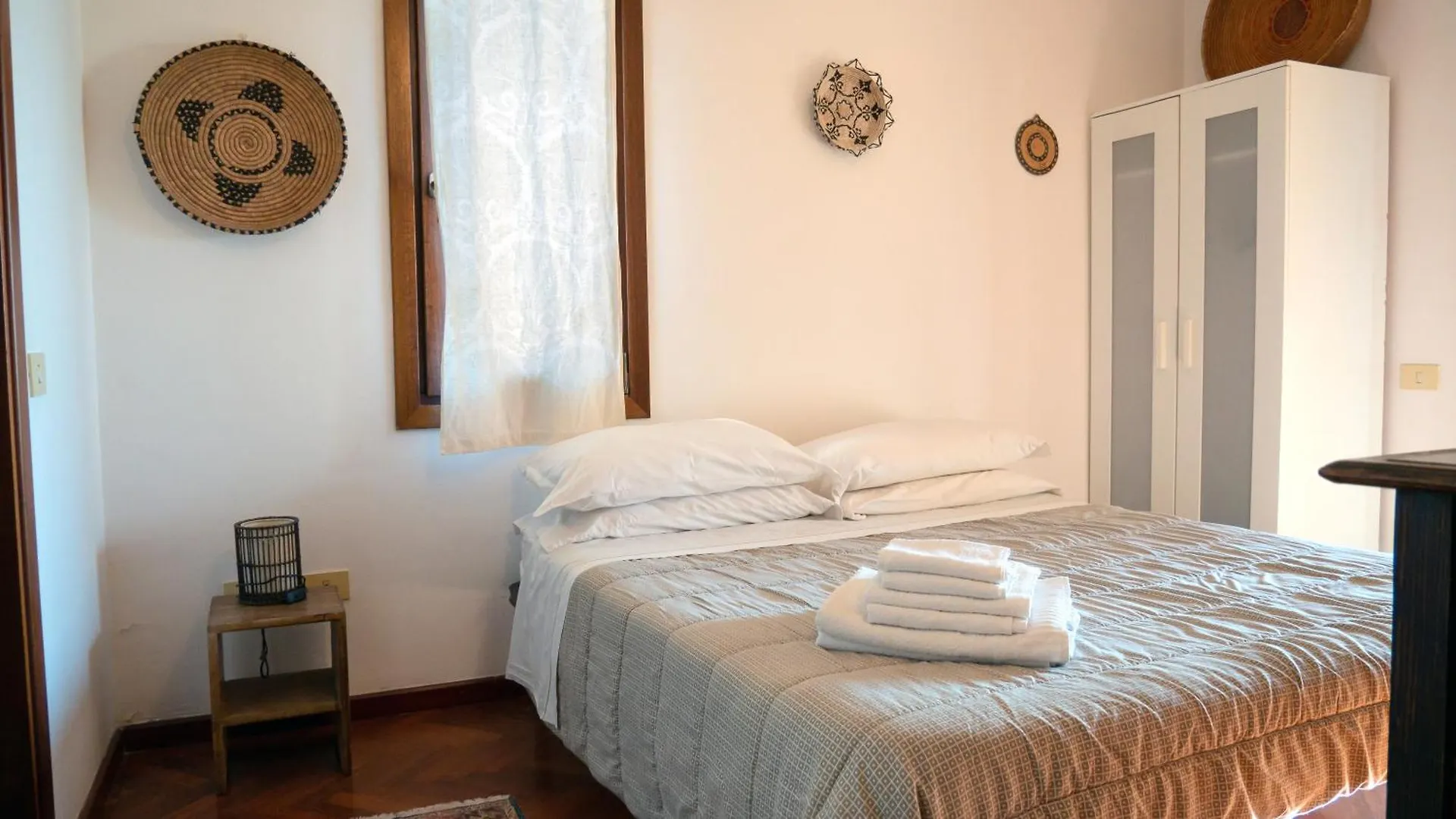 Guest house Stanze Con Bagno E Terrazza Privati, Spiaggia A 100Mt Su Forti Italy