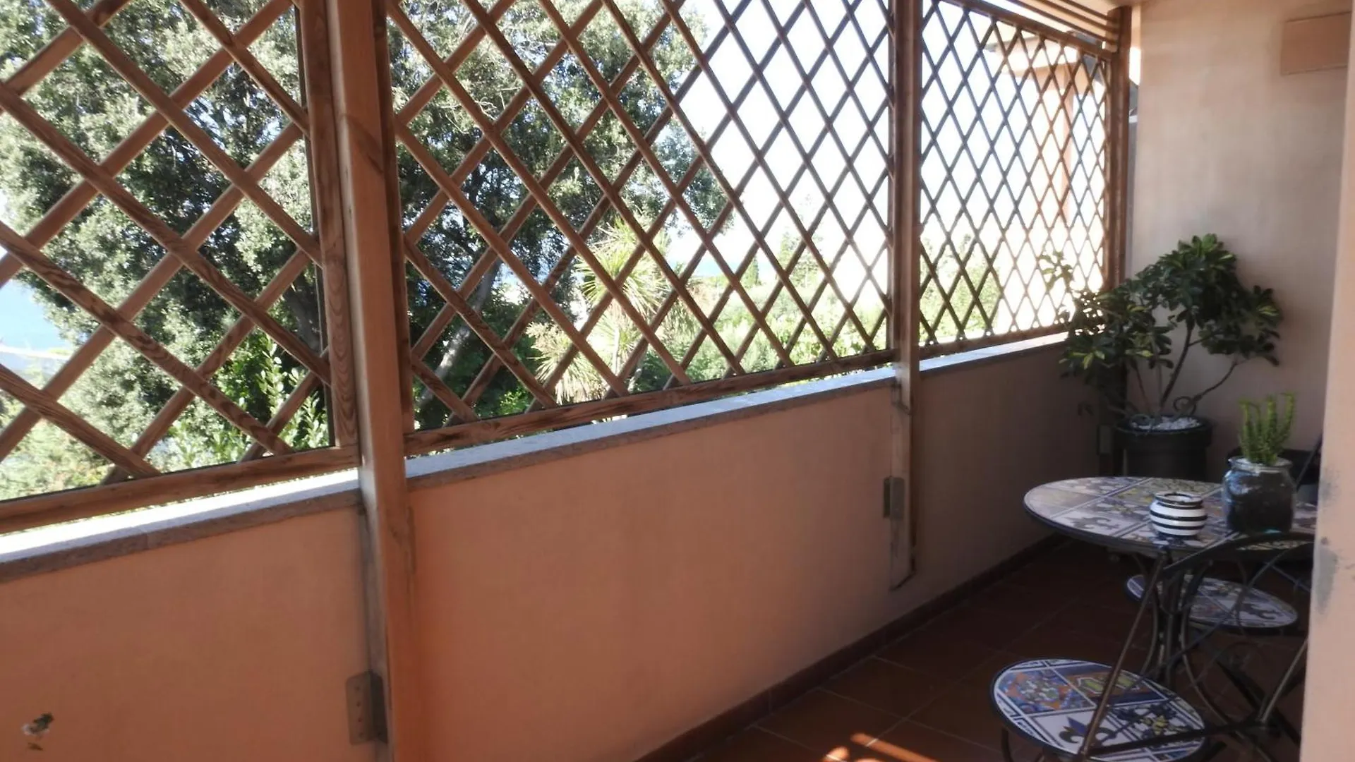 Stanze Con Bagno E Terrazza Privati, Spiaggia A 100Mt Su Forti 0*,
