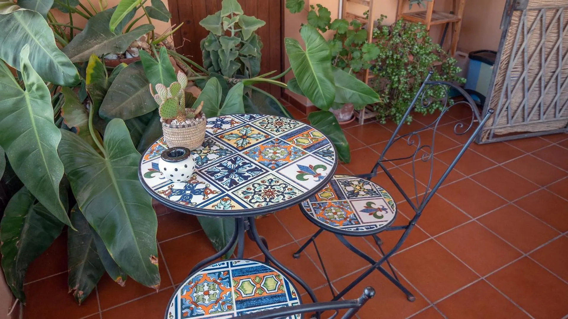 Stanze Con Bagno E Terrazza Privati, Spiaggia A 100Mt Su Forti Guest house